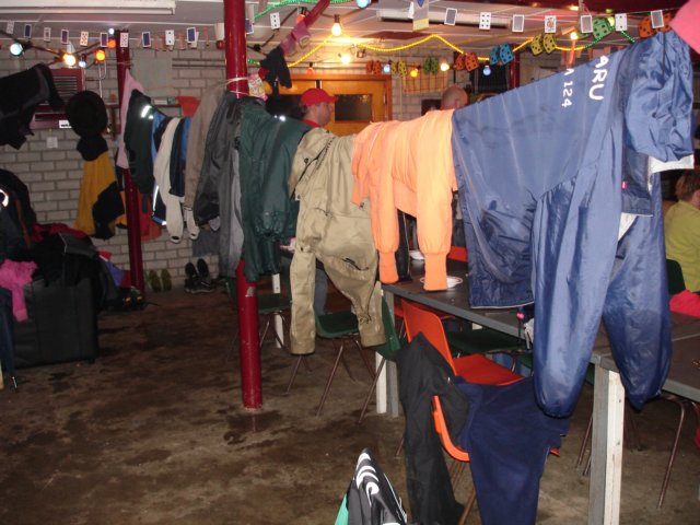 2006HWK 102.jpg